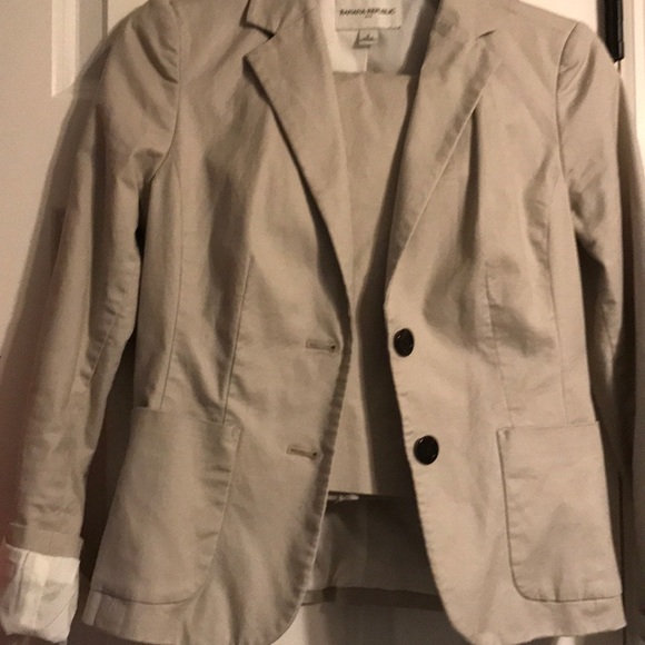 Banana Republic skirt suit set - Picture 3 of 6